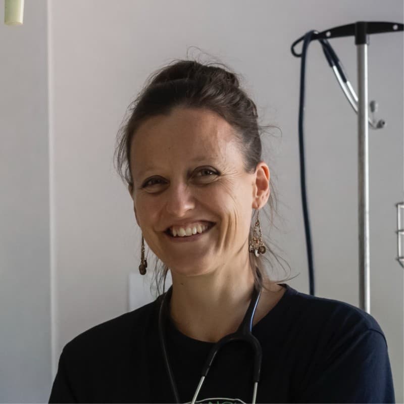 Mรฉlanie Berthet, DVM